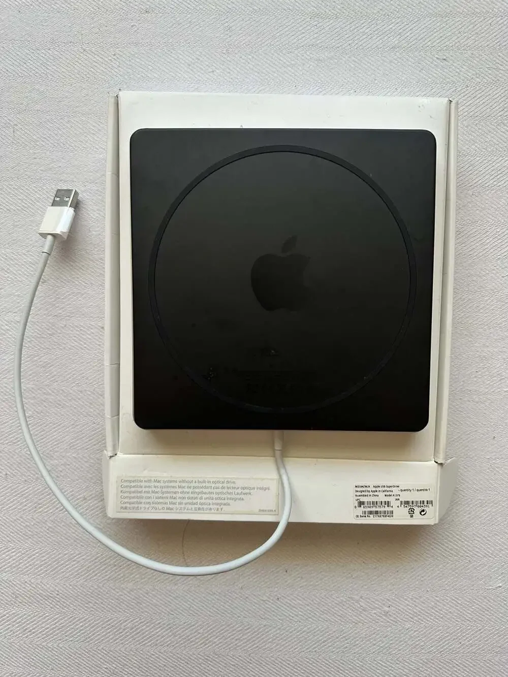 Apple USB SuperDrive External CD/DVD Drive Model A1379